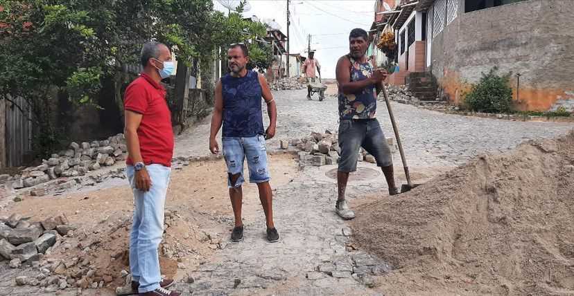 Camacã: Operação recuperação e limpeza  de ruas seguem firme em algumas ruas da cidade